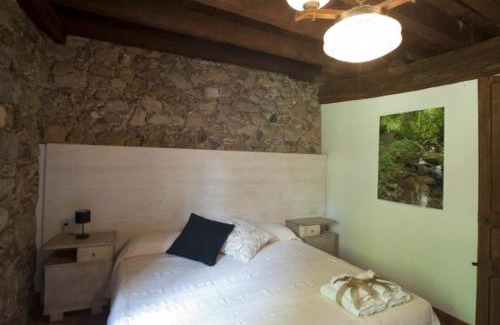Sant Feliu de Pallerols House | Casa Prat