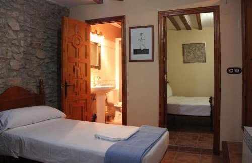 Vilafranca Ski Chalet | Casa Rústica en Villafranca del Cid con vistas a la montaña "Els Arenals"