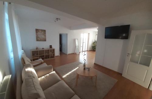 Ramnicu Valcea Cabin | Casa Reds