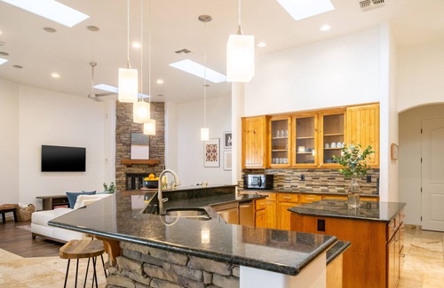 Pinnacle Peak Villa | Casa Rey by AvantStay | Luxe North Scottsdale Estate - Tons of Amenities