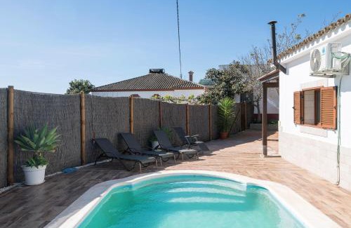 San Ambrosio Villa | Casa Roja