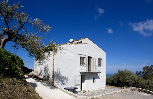 Collesano Cottage | Casa Rosita Charming villa with sea-mountain view and swimming pool