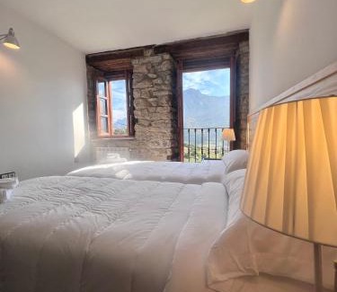 Armano House | Casa Rural Basiver - Habitación Pico Samelar