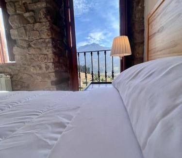 Armano House | Casa Rural Basiver - Habitación Pico Samelar