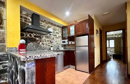 Yerbo Cottage | Casa rural con encanto,Wifi,chimenea en Navelgas