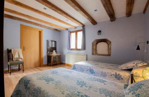 Abaurrea Alta House | Casa rural Enekoizar