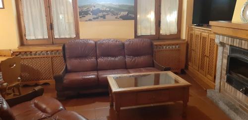Navarredonda de Gredos House | Casa Rural el Casillo del Abuelo Goyo