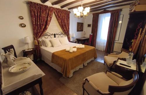 Urrea de Gaen House | Casa Rural La Casona