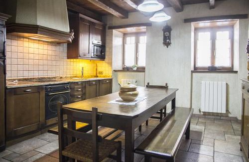 Villanueva de Aezcoa House | Casa rural Txikirrin III - Selva de Irati