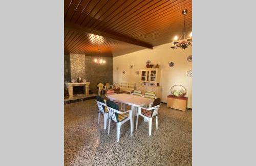 Robleda-Cervantes House | Casa rural: Villa Marías