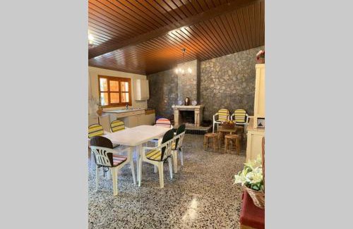 Robleda-Cervantes House | Casa rural: Villa Marías