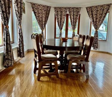 Leordina House | Casa Rus