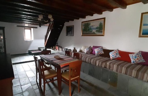 Aradena House | CASA SAMARIA'S