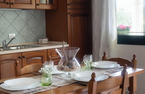 Schifoni Apartment | Casa San Pietro - Two Bedroom Apartment, Sleeps 4