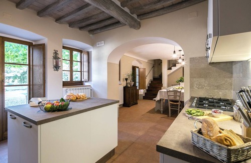 Pietraia Villa | Casa Sant'Anna 18 seats Villa with private pool, hot tub - Cortona