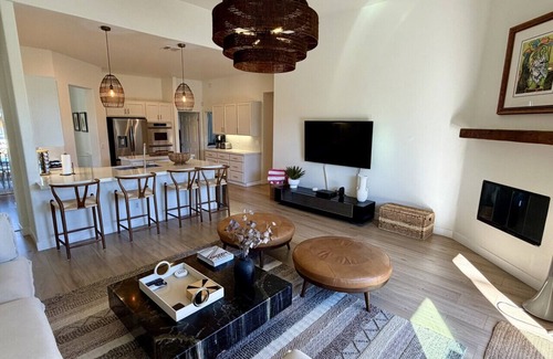 Desert Park Estates Apartment | Casa Santa Fe - Family Home + Large Pool