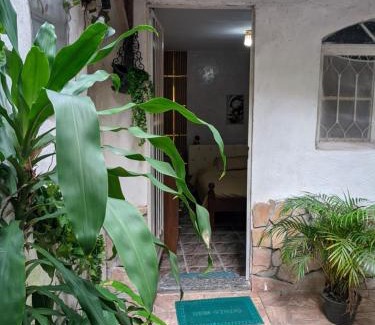 Miguel Pereira House | Casa Singela