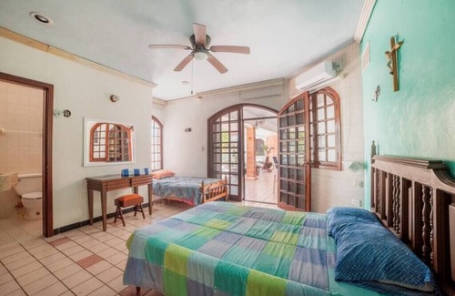 Chicxulub Puerto Villa | Casa Sirenas, huge ocean front Villa at Chicxulub