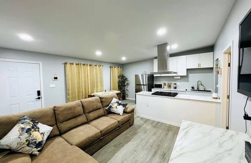 Amarillo Apartment | Casa Sol near dwntn Amarillo & Bell Helicopter