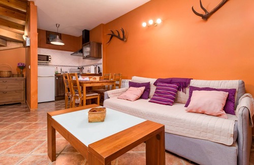 Tanarrio House | Casa Soles – Cozy Stay with Epic Mountain Views