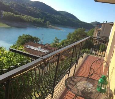 Colle di Tora Apartment | Casa sul lago Nonna Gio'