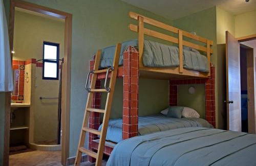 Santo Domingo House | Casa Tara con vista a las Montañas de Tepoztlán incluye desayuno de bienvenida