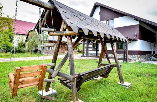 Rozavlea House | Casa Terra