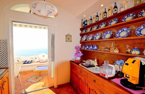 Chiesa Nuova House | Casa Titina: A graceful independent house which faces the sun and the sea, with Free WI-FI.