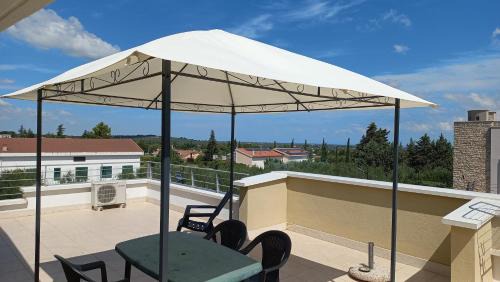 Corato House | Casa Torre Palomba (Castel del Monte-Trani)