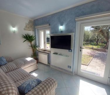 Calmasino Apartment | Casa tra gli Olivi