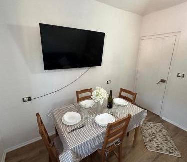Serra Ricco Apartment | Casa Tre Fiori 3