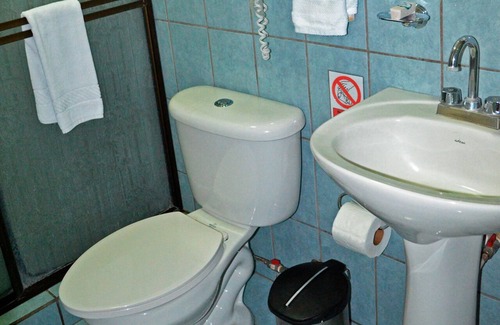 San Joaquin de Flores Hotel | Casa Tropical