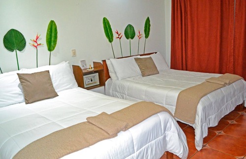 San Joaquin de Flores Hotel | Casa Tropical