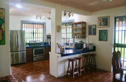 Valle Pura Vida House | Casa Tropical - Gardens & Wildlife @ Manuel Antonio's Hill Top Hidden Paradise