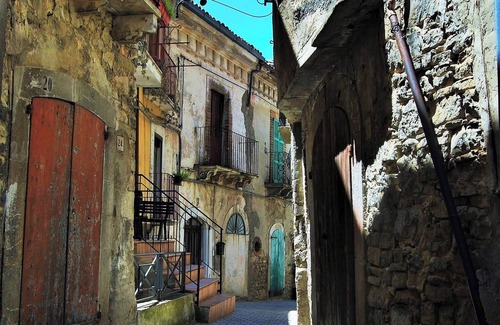 Castel Frentano House | Casa Tua, cozy facility in the hills of Abruzzo.
