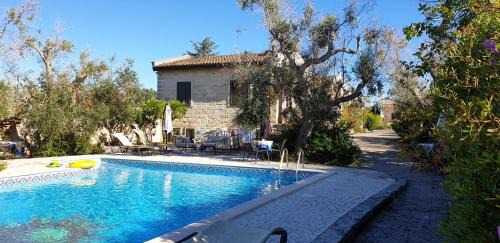 Uggiano la Chiesa Bed & Breakfast | Casa Ulmi con piscina