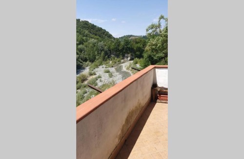Gavi House | Casa vacanza Pegrini nel centro storico di Gavi