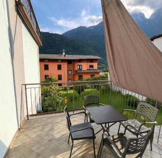Primaluna Apartment | Casa vacanze Borgo Grigna