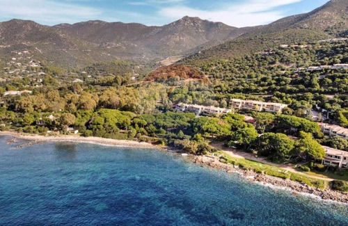 Terra Mala House | casa vacanze cettina home 3 mt 50 dal mare