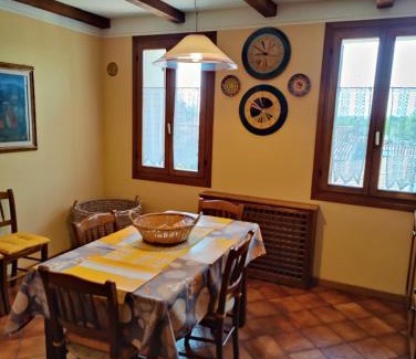 Solighetto Apartment | Casa Vacanze Monte Villa