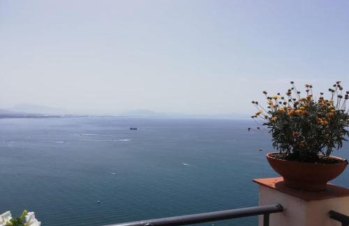 Raito Apartment | Casa vacanze ' TRA CIELO E MARE '