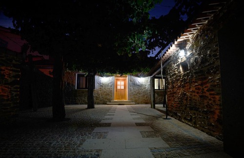 Tomino House | CASA VELHA FULL HOUSE HOLIDAY RENTAL