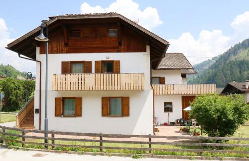 Castello-Molina di Fiemme Apartment | Casa Virginia in Val di Fiemme