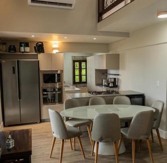 Centro House | Casa Vista Mar com Ofurô - Condomínio com piscina