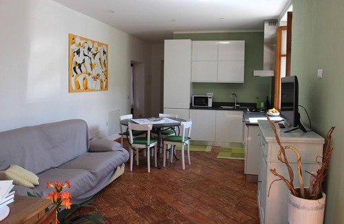 Santa Maria - Rezzonico Apartment | Casa Zia Bianca - Apartment with swimming pool for 4 people