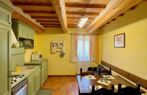 Corinaldo Villa | Casalantico, Villa with pool and Jacuzzi for exclusive use