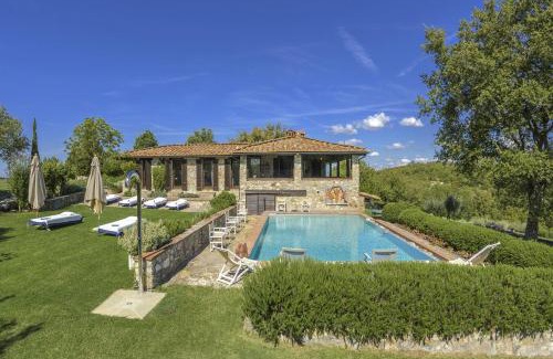 Castellina in Chianti Villa | Casale Cipressi