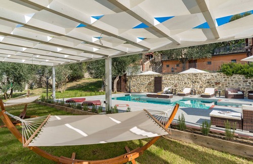 Castel del Piano Villa | Casale Montegiovi 6, Emma Villas