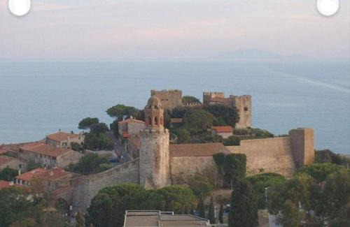 Castiglione della Pescaia Apartment | Casale nel Borgo