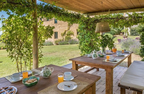 Montoro Villa | Casale Piattini 10, Emma Villas
